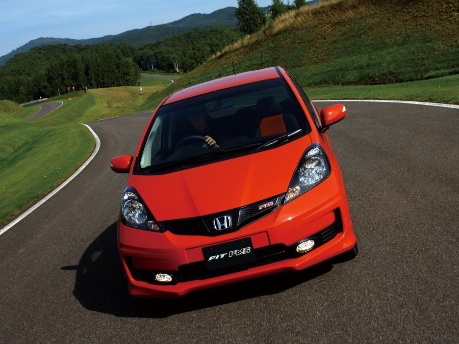  Honda Fit RS 2009 года  (фото 4 из 9)